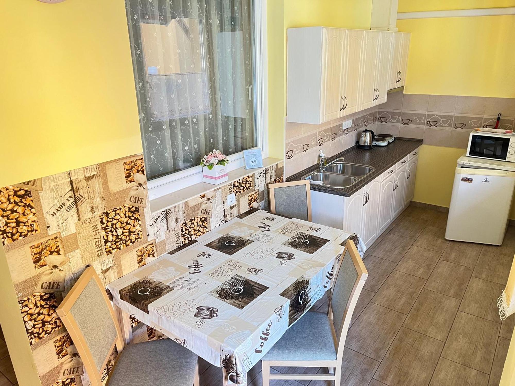 Gesztenye Apartman Makó エクステリア 写真