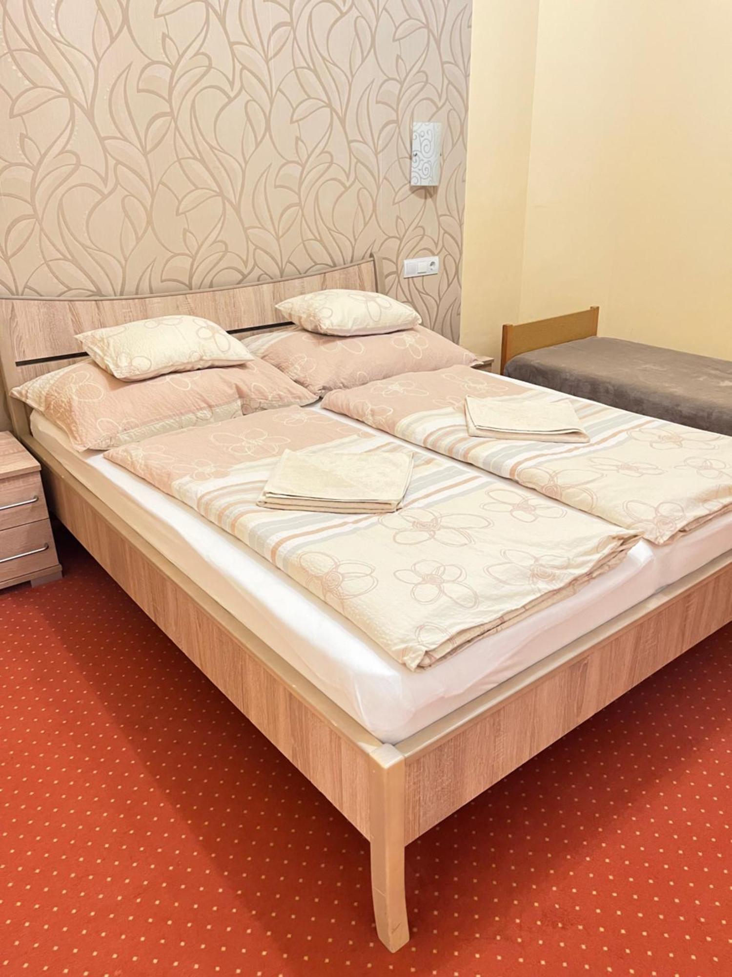 Gesztenye Apartman Makó エクステリア 写真