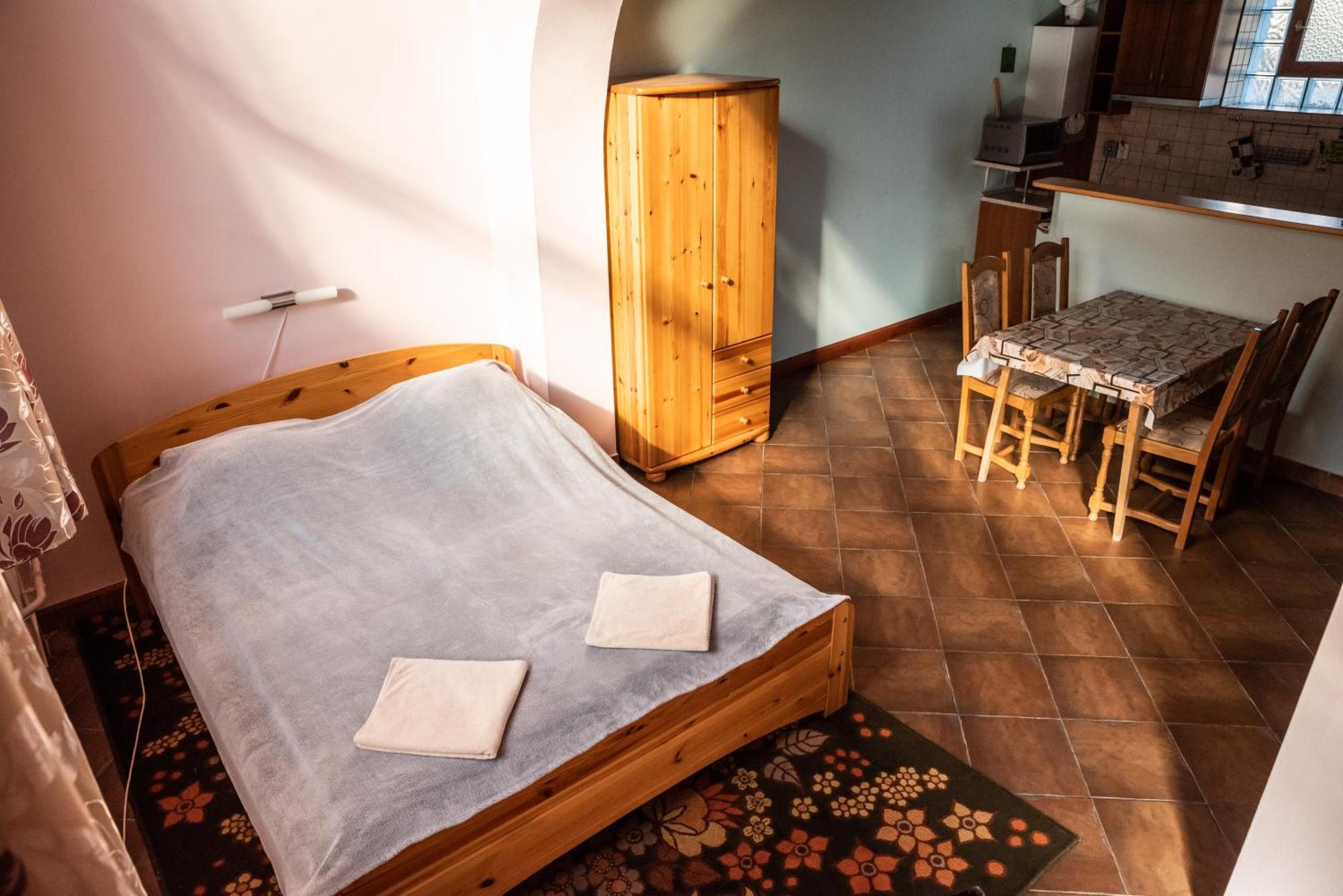 Gesztenye Apartman Makó エクステリア 写真